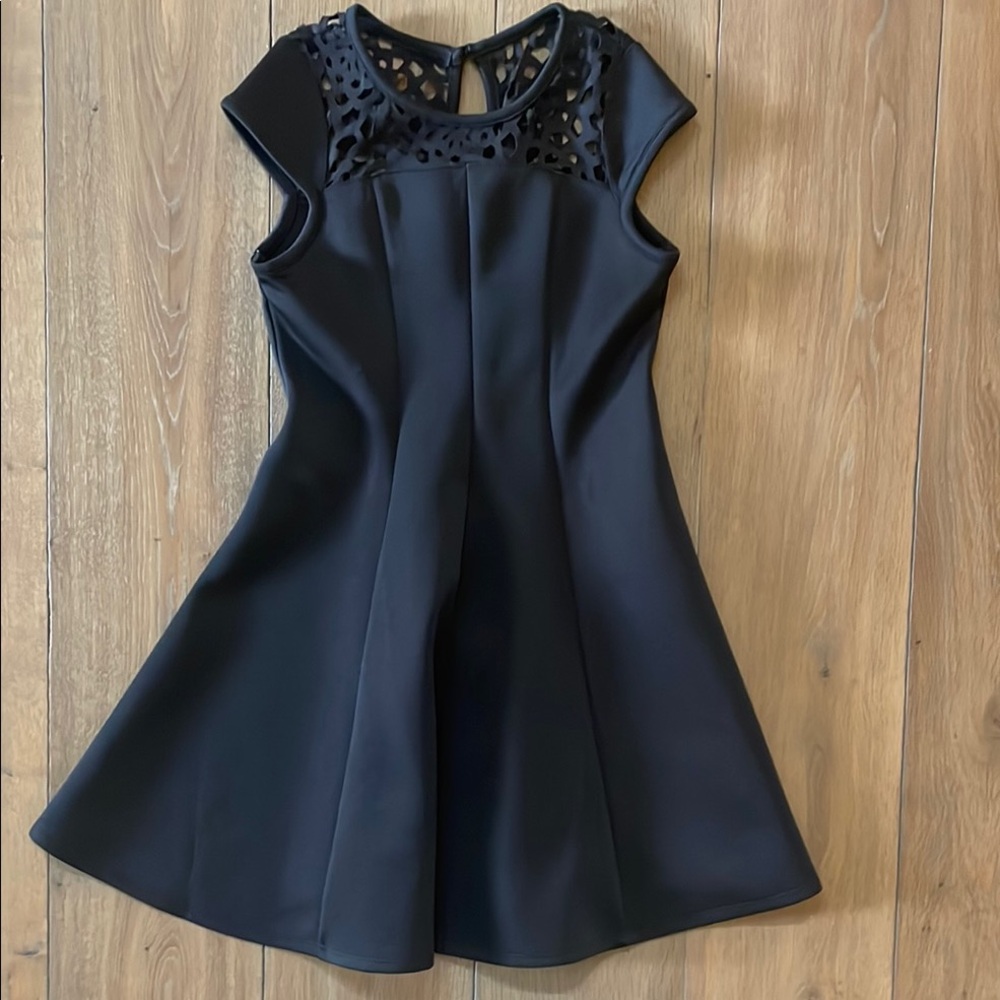 Black Sleeveless Dress- size M